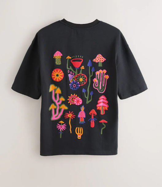 Graphic tee